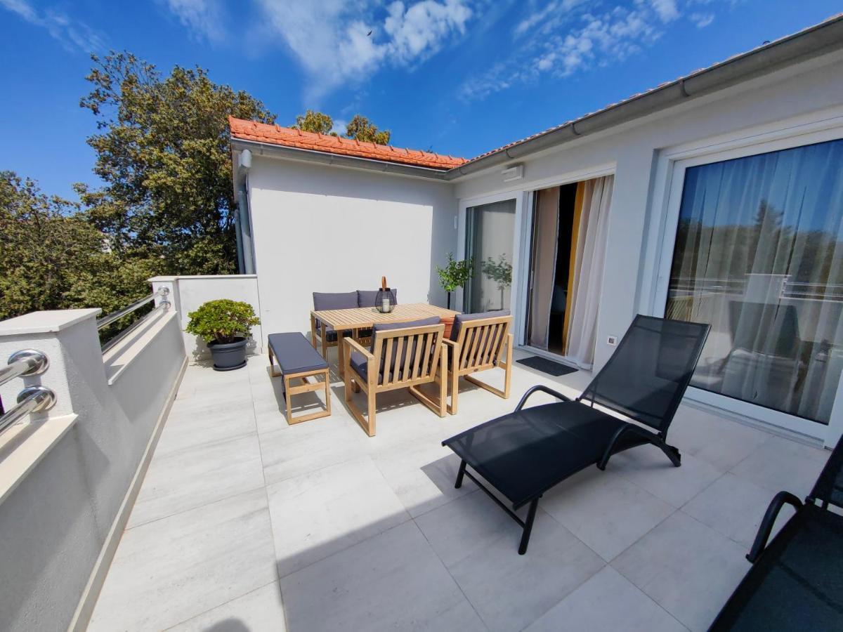 Residence Family Plazina - Place 1 & 2 Petrcane Exterior foto