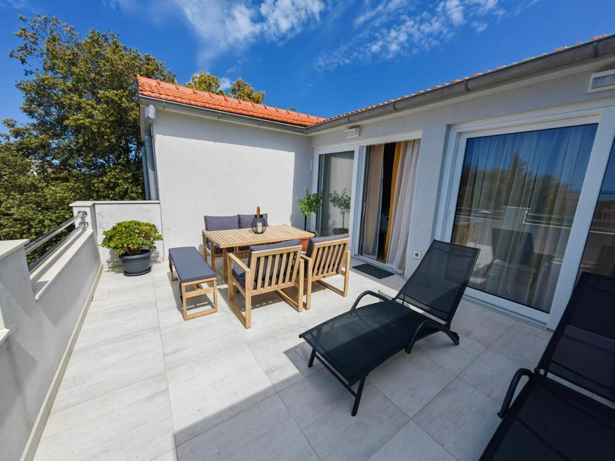 Residence Family Plazina - Place 1 & 2 Petrcane Exterior foto